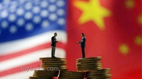**美国5月关税收入创新高，企业生存却举步维艰：我的亲历与反思**